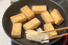 제발 이 음식 “후라이팬에 볶지 말고” 전자레인지 넣어서 조리하세요