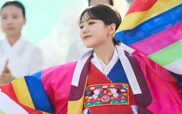 올여름 스크린과 안방극장에 나타난 신령스런 여성들 3