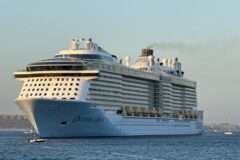 크루즈 여행 처음이라면? Ovation of the Seas 탑승기