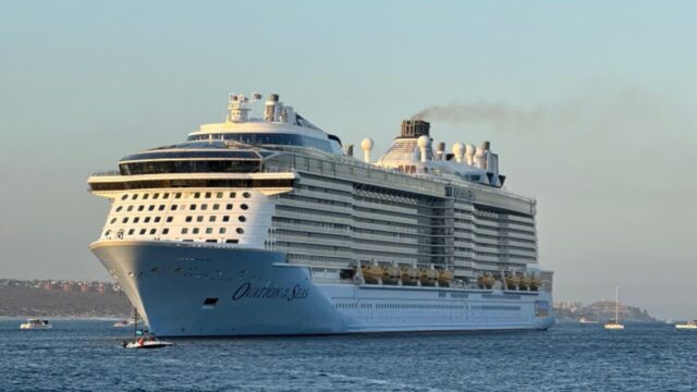 크루즈 여행 처음이라면? Ovation of the Seas 탑승기