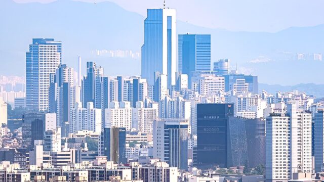 “아파트 사면 무조건 돈방석이라더니” … 불과 5년 만에 벌어진 잔인한 현실에 ‘피눈물’