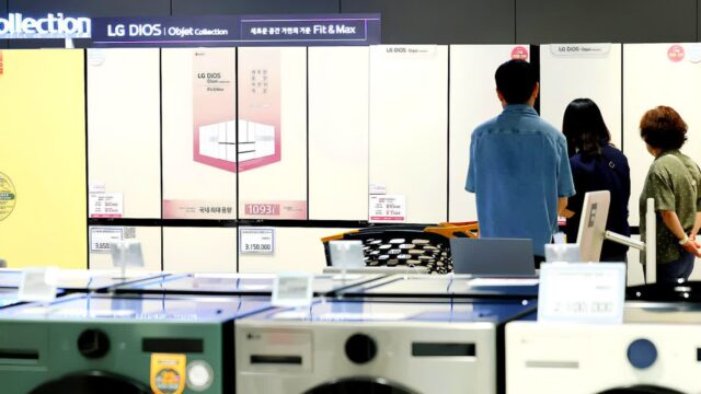 “5조가 ‘홀라당’” … 직격탄 맞은 삼성·LG 울상 짓는 사이, 건너편은 ‘잭팟’, 대체 무슨 일?
