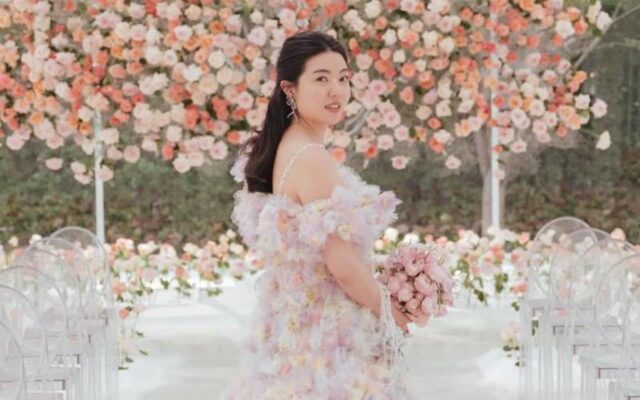 미감 좋은 패션 디자이너의 보법이 다른 결혼식