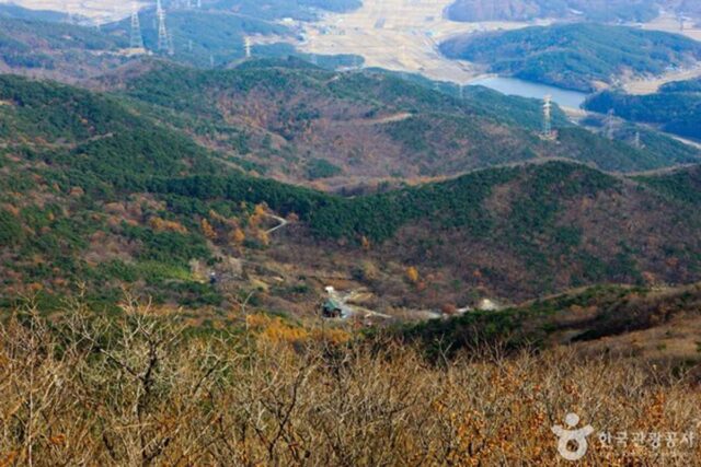 사계절 즐기는 산 여행 코스, 홍성 가볼 만한 산 4곳