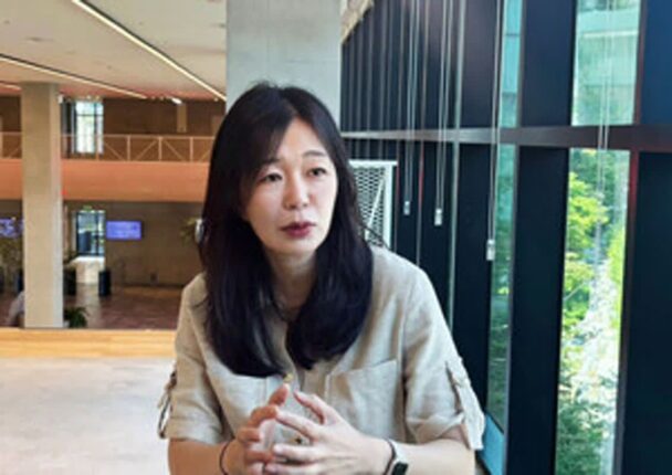 “팀장님은 차 세우러 가셨나요?”…편견 깨고 현장 누빈 ‘영업출신 女 CEO’