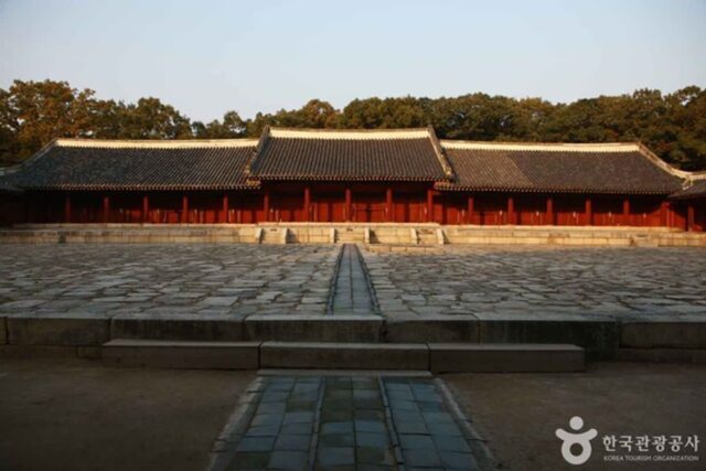 종로 가볼 만한 곳, 도심 속 전통과 역사를 느끼는 명소