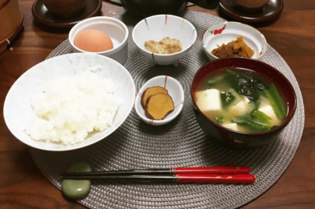 밥 먹고 “이 디저트”들 먹으면 혈당 측정불가 나옵니다.