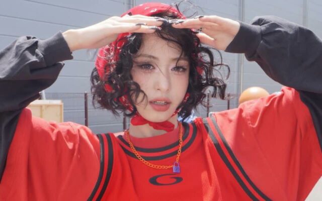 베몬 아현처럼 염색 없이 액세서리로 머리 꾸안꾸하기