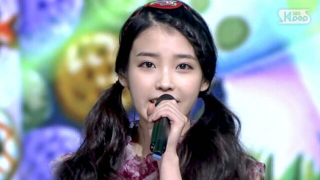 의외로 이 시절 아이유 메이크업 좋아하는 사람 많음