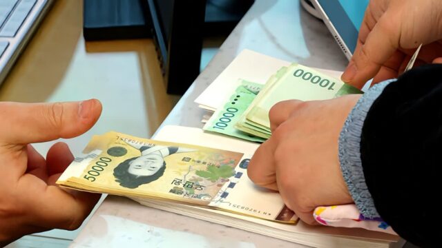 민생회복 지원금 이어 “50만 원을 또”… 소상공인 부담경감 크레딧 지원책 ‘주목’