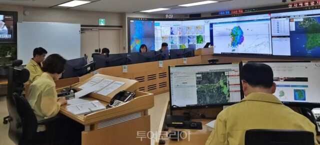 산림청, 산사태 위기경보 ‘주의’ 상향 발령…”가급적 야외활동 자제” 당부