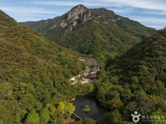 장성 가볼 만한 곳, 자연 그대로의 산 여행