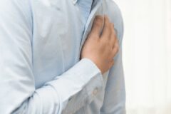미국 전문의 발표 “흉통 말고 이 증상” 심근경색 초기증상입니다.