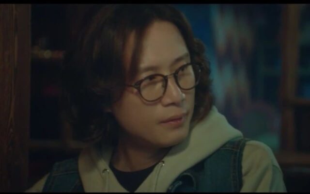 “가난한 집안에서” 자란 사람들이 절대 버리지 못하는 4가지