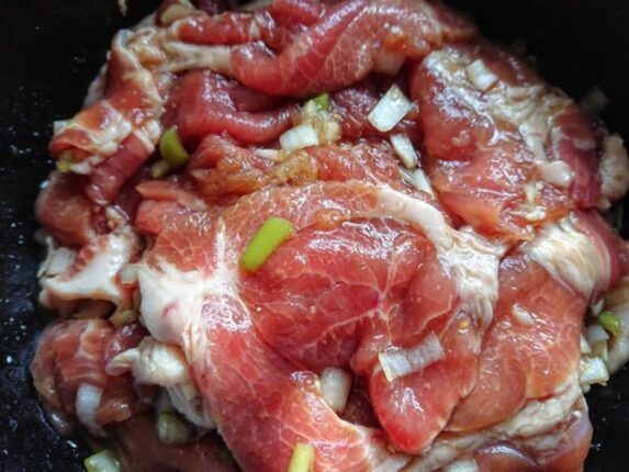 고기에다 “배 말고 이것”넣으면 식당에서 파는 고기보다 맛있어져요!