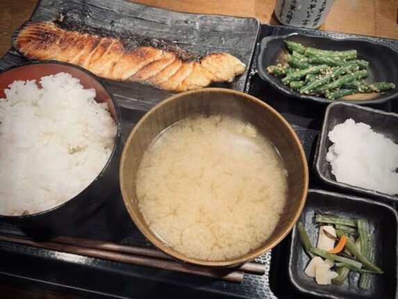 간헐적 단식 “이런사람”이 하면 체중과 함께 머리카락도 빠집니다.