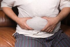 식사 직후 ‘이 동작’ 5분만 해 보세요! 복부 지방 완전 소멸됩니다