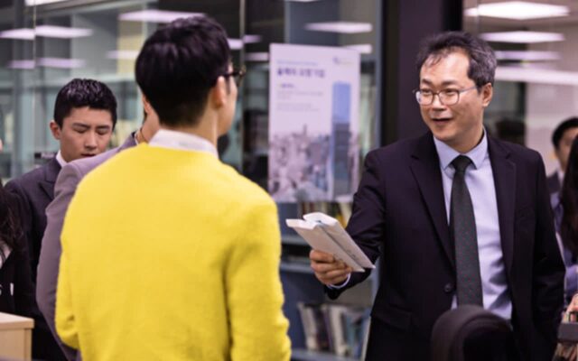 ‘돈’으로 욕하는 사람의 인성이 최악인 이유