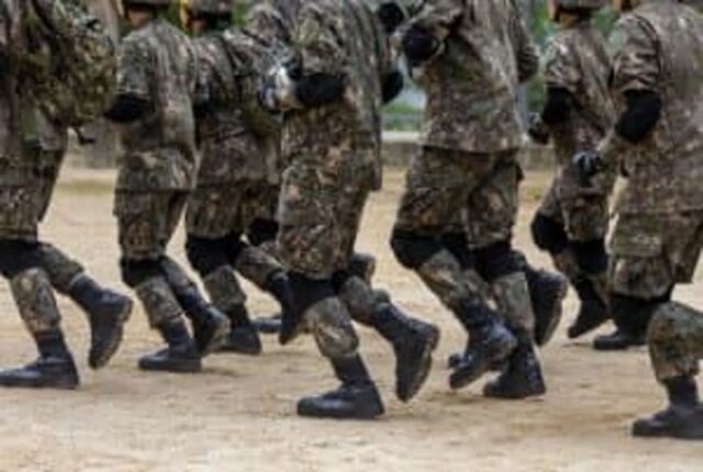 싱글벙글 은근히 가스라이팅 ㅈ나게 들어간 단어