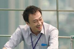 회사에서 자주 웃는 사람이 의외로 더 성공하는 이유