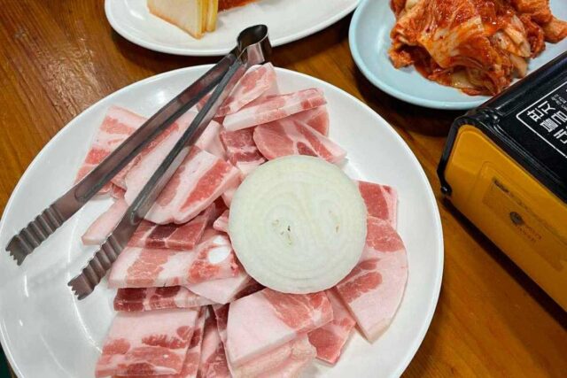 고소한 육즙과 다양한 조리법의 매력이 살아 있는 전국 돼지고기 맛집 5곳