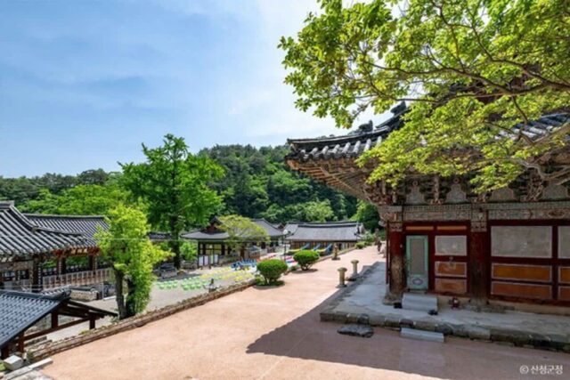 산청 가볼만한곳, 지리산 둘레길의 낭만과 계곡의 평화로움