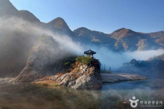 충북 가볼만한곳, 단양팔경의 비경과 소백산의 웅장함