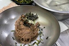 구수함과 시원한 국물이 조화를 이루는 전국 막국수 맛집 BEST 5