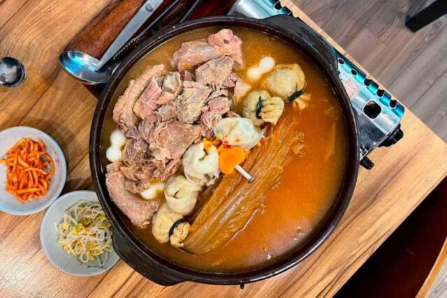 발효의 깊은 풍미와 감칠맛이 살아 있는 전국 김치 요리 맛집 BEST 5