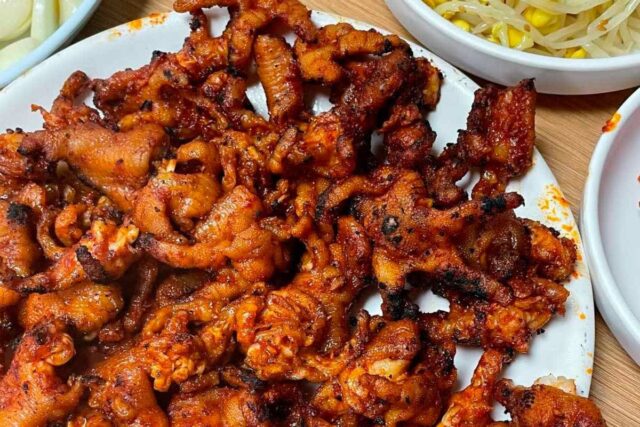 매운맛 속 쫄깃 달콤한 유혹, 전국 닭발 맛집 5곳