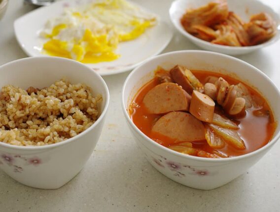 부대찌개 햄 소세지 듬뿍! 부대찌개 만드는법