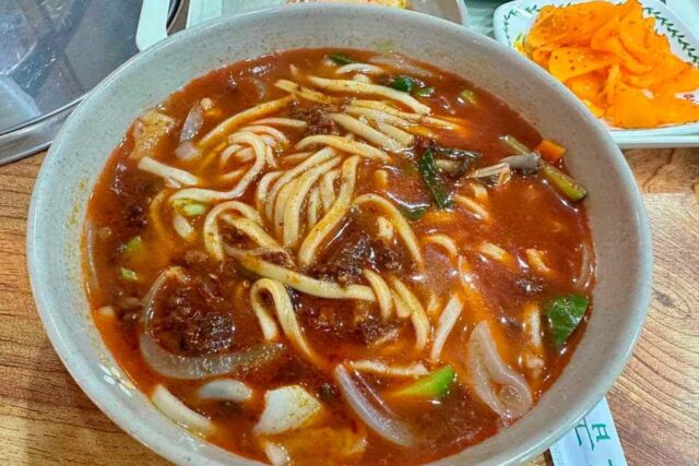 오래된 골목에서 만나는 진짜 맛, 전국 전통시장 맛집 5곳