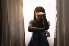‘가난한 집안’에서 자란 사람들이 입에 달고 사는 말 4가지