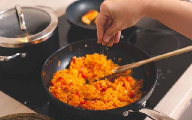 요리 고수들이 말하는 최악의 양념, “이 양념”은 맛보다 독이라 절대 안 씁니다!