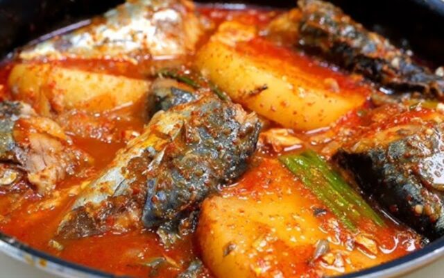 고등어조림에 무 대신 ”이 채소” 넣으면 속이 편해집니다!