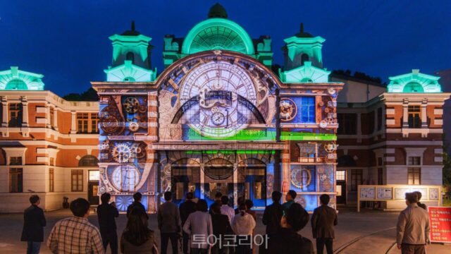 ‘합천영상테마파크·청와대 세트장’에서 특별한 한여름밤 만끽해요!