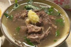 보양식으로먹는 염소탕 “이런 증상”있다면 절대 먹으면 안됩니다.