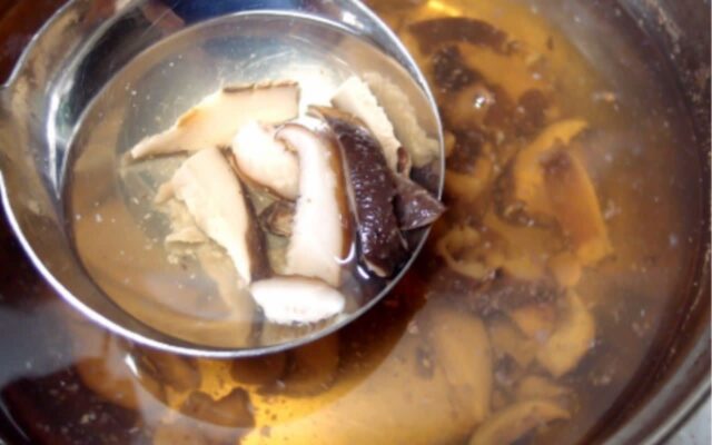 된장찌개에 “이 버섯” 넣어보세요, 면역력이 올라갑니다!