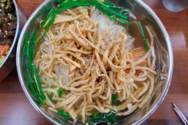 담백하고 정겨운 한 그릇, 전국 국수 맛집 5곳