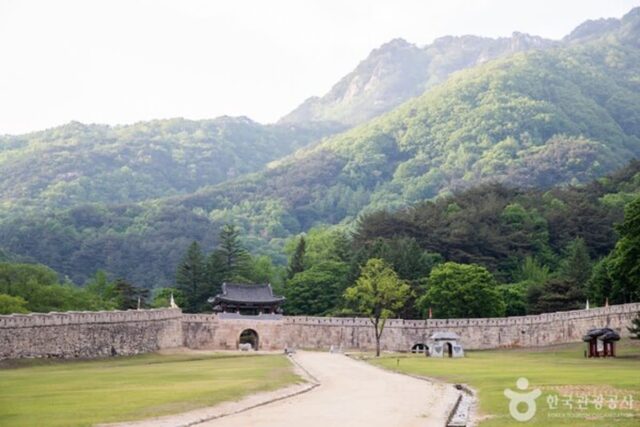 문경 가볼 만한 곳, 고즈넉한 옛길 따라 떠나는 여행