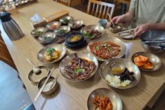 평창 여행코스, 흔들바위 맛집 보장함.