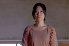 돈이 너무 없는 집안에서 자란 사람들의 공통 습관 4가지