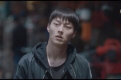 사랑 못 받고 자란 사람들에게 보이는 특징 4가지
