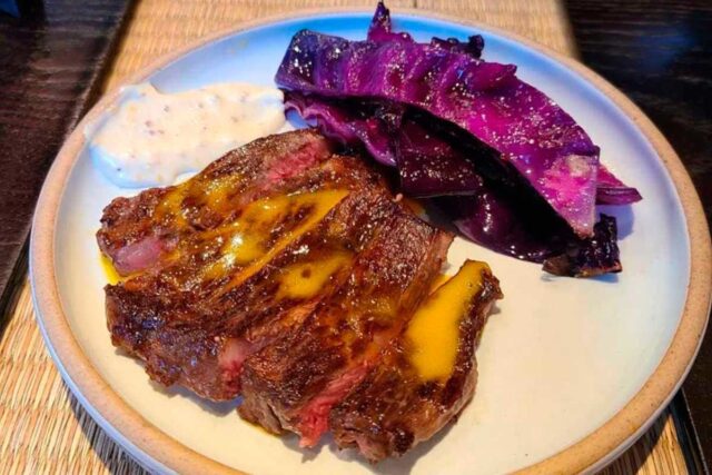 최고의 육질과 풍미를 자랑하는 한우 맛집 5곳