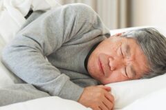만약 남편이 “수면 시간 이정도” 이상이면 건강 급격히 나빠집니다.