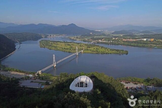 상주 가볼 만한 곳, 강변을 따라 흐르는 힐링 여행