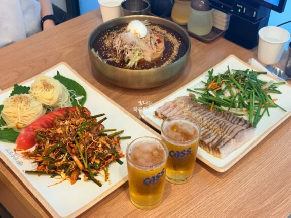 가성비좋은 삼성동맛집 민속밀면 강남점