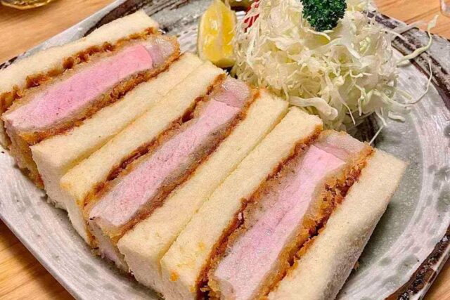 바다의 신선한 맛과 활력이 가득한 부산 맛집 5곳