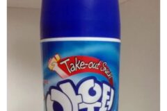 지금도 이 맛이 그리워서 비슷한 맛을 찾아다니는 사람들이 많은 단종 과자들