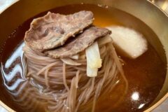 깊고 은은한 풍미로 사랑받는 평양냉면 맛집 5곳